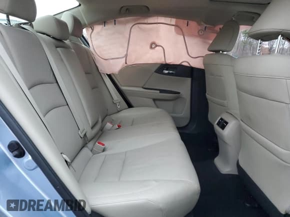 ✅ 2017 Honda Accord Touring • VIN: JHMCR6F73HC004272 • Lot: 91853875. Wystawiony na Copart z przebiegiem Nie podano. Bezpłatny archiwum sprzedaży aukcyjnych z USA i szczegółowy raport historii pojazdu na DreamBid. Zdjęcie 10.