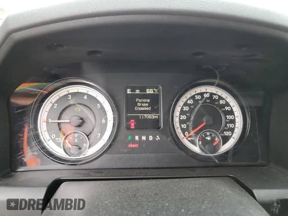 2015 Ram 1500 Express with VIN 1C6RR7FT2FS674064, listed as a Copart auction lot 80272535 with 117,063 mi miles and Salvage title. Bid and sale history available at DreamBid. Image 9.