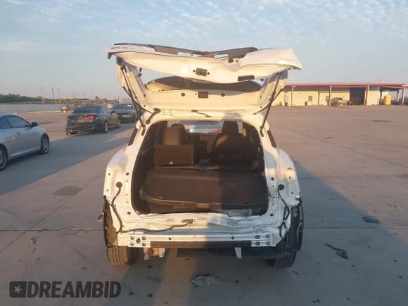 ✅ 2025 Nissan Kicks SR • VIN: 3N8AP6DC6SL392516 • Лот: 43469335. Опубликован ранее на IAAI с пробегом 10 251 миль. Бесплатный доступ к архиву аукционных продаж из США и подробный отчёт об истории автомобиля на DreamBid. Изображение 17.