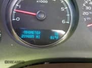 ✅ 2014 Chevrolet Suburban LT • VIN: 1GNSCJE07ER153791 • Lot: 43689033. Wystawiony na IAAI z przebiegiem 209 885 mil. Bezpłatny archiwum sprzedaży aukcyjnych z USA i szczegółowy raport historii pojazdu na DreamBid. Zdjęcie 7.