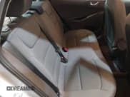 ✅ 2021 Hyundai Ioniq Blue • VIN: KMHC65LC0MU255739 • Lot: 41469705. Wystawiony na IAAI z przebiegiem 26 253 mil. Bezpłatny archiwum sprzedaży aukcyjnych z USA i szczegółowy raport historii pojazdu na DreamBid. Zdjęcie 8.