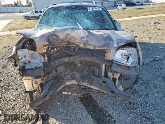 2002 Hyundai Santa Fe GLS z VIN KM8SC13D52U181981, wystawiony jako Copart lot #41909695 z przebiegiem Nie podano mil oraz Szkoda całkowita • Salvage title. Historia ofert i sprzedaży dostępna na DreamBid. Obrazek 5.