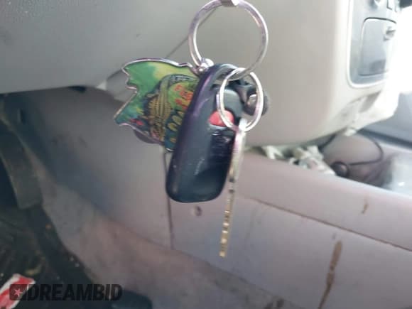 ✅ 2007 Hyundai Sonata SE • VIN: 5NPEU46F57H284266 • Лот: 41525978. Опубликован ранее на IAAI с пробегом 224 840 миль. Бесплатный доступ к архиву аукционных продаж из США и подробный отчёт об истории автомобиля на DreamBid. Изображение 11.