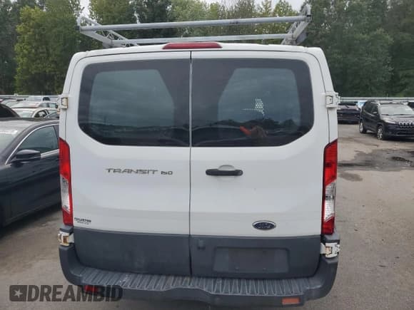 ✅ 2016 Ford Transit Cargo • VIN: 1FTYE1ZM4GKB22049 • Lot: 80447235. Listed on Copart with 201,568 mi. Free auction sales archive from the USA and detailed vehicle history report at DreamBid. Image 6.
