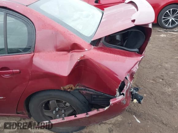 ✅ 2006 Chevrolet Malibu 2LT • VIN: 1G1ZT51876F166482 • Lot: 43584159. Listed on IAAI with Not provided. Free auction sales archive from the USA and detailed vehicle history report at DreamBid. Image 6.