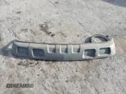 ✅ 2004 Chevrolet Silverado 2500HD LS • VIN: 1GCHC23284F256117 • Lot: 43453043. Wystawiony na IAAI z przebiegiem 327 650 mil. Bezpłatny archiwum sprzedaży aukcyjnych z USA i szczegółowy raport historii pojazdu na DreamBid. Zdjęcie 12.