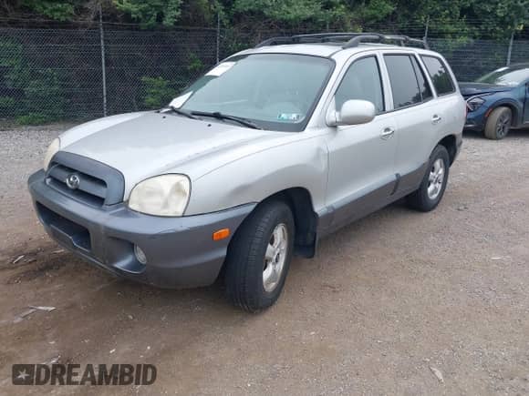 2005 Hyundai Santa Fe GLS z VIN KM8SC73E05U986867, wystawiony jako IAAI lot #42515369 z przebiegiem 102 738 mil mil oraz . Historia ofert i sprzedaży dostępna na DreamBid. Obrazek 2.