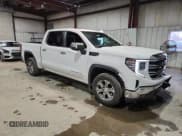 ✅ 2025 GMC Sierra 1500 SLT • VIN: 3GTPHDED3SG246906 • Lot: 93001245. Wystawiony na Copart z przebiegiem 18 249 mil. Bezpłatny archiwum sprzedaży aukcyjnych z USA i szczegółowy raport historii pojazdu na DreamBid. Zdjęcie 4.