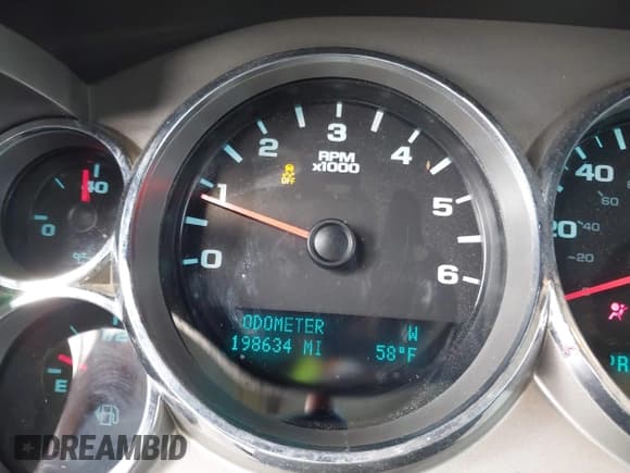 ✅ 2013 Chevrolet Silverado 2500HD LT • VIN: 1GC1KXCG2DF139002 • Lot: 41979888. Listed on IAAI with 198,634 mi. Free auction sales archive from the USA and detailed vehicle history report at DreamBid. Image 16.