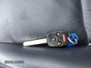 ✅ 2006 Honda Accord EX-L • VIN: 1HGCM56866A008927 • Lot: 43916211. Listed on IAAI with 176,880 mi. Free auction sales archive from the USA and detailed vehicle history report at DreamBid. Image 11.