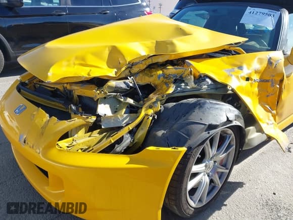 ✅ 2005 Honda S2000 • VIN: JHMAP21415S000788 • Lot: 41279503. Wystawiony na IAAI z przebiegiem 43 519 mil. Bezpłatny archiwum sprzedaży aukcyjnych z USA i szczegółowy raport historii pojazdu na DreamBid. Zdjęcie 6.