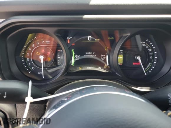 ✅ 2024 Jeep Wrangler Sahara • VIN: 1C4RJXP62RW228115 • Lot: 69132165. Listed on Copart with 6,032 mi. Free auction sales archive from the USA and detailed vehicle history report at DreamBid. Image 9.