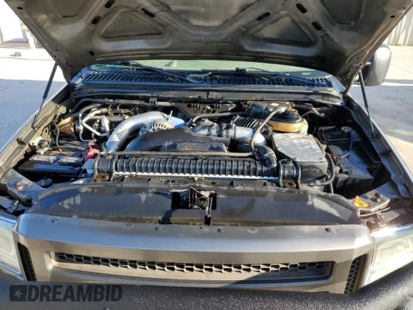 ✅ 2005 Ford Excursion Eddie Bauer • VIN: 1FMSU45P25EA74455 • Лот: 48485385. Опубликован ранее на Copart с пробегом 253 767 миль. Бесплатный доступ к архиву аукционных продаж из США и подробный отчёт об истории автомобиля на DreamBid. Изображение 12.