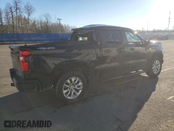 ✅ 2019 Chevrolet Silverado 1500 Custom • VIN: 1GCUYBEF9KZ304073 • Лот: 93163045. Опубликован ранее на Copart с пробегом Не указан. Бесплатный доступ к архиву аукционных продаж из США и подробный отчёт об истории автомобиля на DreamBid. Изображение 3.