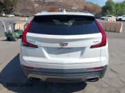 ✅ 2020 Cadillac XT4 FWD Premium Luxury • VIN: 1GYFZCR42LF133877 • Lot: 43279425. Wystawiony na IAAI z przebiegiem 85 741 mil. Bezpłatny archiwum sprzedaży aukcyjnych z USA i szczegółowy raport historii pojazdu na DreamBid. Zdjęcie 16.
