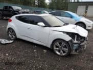 ✅ 2013 Hyundai Veloster w/Gray Int • VIN: KMHTC6AD5DU177727 • Lot: 80574754. Wystawiony na Copart z przebiegiem 147 960 mil. Bezpłatny archiwum sprzedaży aukcyjnych z USA i szczegółowy raport historii pojazdu na DreamBid. Zdjęcie 4.