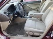 ✅ 2003 Honda Civic LX • VIN: 2HGES16503H586970 • Lot: 92825835. Listed on Copart with 182,753 mi. Free auction sales archive from the USA and detailed vehicle history report at DreamBid. Image 7.