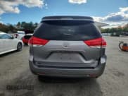 ✅ 2012 Toyota Sienna LE • VIN: 5TDKK3DC2CS193293 • Lot: 91521095. Listed on Copart with 280,643 mi. Free auction sales archive from the USA and detailed vehicle history report at DreamBid. Image 6.