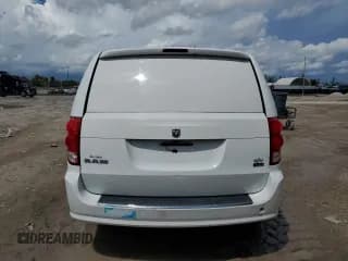 ✅ 2014 Ram Cargo Van Tradesman • VIN: 2C4JRGAG3ER380530 • Лот: 70926054. Опубликован ранее на Copart с пробегом 197 454 миль. Бесплатный доступ к архиву аукционных продаж из США и подробный отчёт об истории автомобиля на DreamBid. Изображение 6.