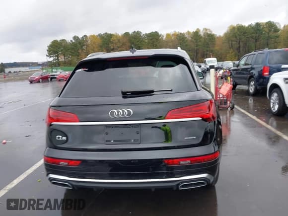 ✅ 2024 Audi Q5 S line Premium • VIN: WA1GAAFY0R2016435 • Лот: 43572787. Опубликован ранее на IAAI с пробегом 11 718 миль. Бесплатный доступ к архиву аукционных продаж из США и подробный отчёт об истории автомобиля на DreamBid. Изображение 16.