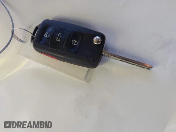 ✅ 2010 Volkswagen Jetta SE • VIN: 3VWRZ7AJXAM158192 • Lot: 43702550. Listed on IAAI with 140,702 mi. Free auction sales archive from the USA and detailed vehicle history report at DreamBid. Image 11.