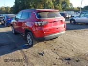 ✅ 2025 Jeep Compass Latitude • VIN: 3C4NJDBN6ST588396 • Lot: 43463579. Wystawiony na IAAI z przebiegiem 22 294 mil. Bezpłatny archiwum sprzedaży aukcyjnych z USA i szczegółowy raport historii pojazdu na DreamBid. Zdjęcie 3.