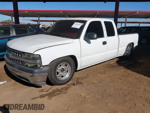 2005 Chevrolet Silverado 1500 LS z VIN 1GCEC19T75Z304025, wystawiony jako IAAI lot #43584015 z przebiegiem 126 228 mil mil oraz . Historia ofert i sprzedaży dostępna na DreamBid. Obrazek 2.