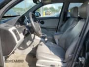 ✅ 2005 Chevrolet Equinox LT • VIN: 2CNDL73F056133465 • Лот: 62354005. Опубликован ранее на Copart с пробегом 150 281 миль. Бесплатный доступ к архиву аукционных продаж из США и подробный отчёт об истории автомобиля на DreamBid. Изображение 7.