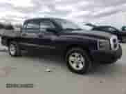 2005 Dodge Dakota ST z VIN 1D7HW28K55S265016, wystawiony jako Copart lot #81959724 z przebiegiem 154 306 mil mil oraz Czysty tytuł • Clean title. Historia ofert i sprzedaży dostępna na DreamBid. Obrazek 4.