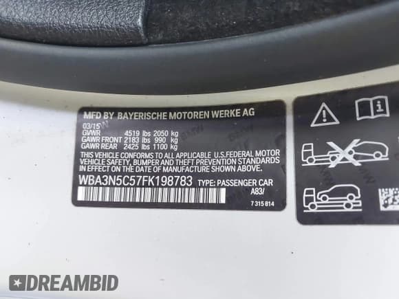 ✅ 2015 BMW 4 Series 428i xDrive • VIN: WBA3N5C57FK198783 • Lot: 43121444. Wystawiony na IAAI z przebiegiem 172 992 mil. Bezpłatny archiwum sprzedaży aukcyjnych z USA i szczegółowy raport historii pojazdu na DreamBid. Zdjęcie 9.