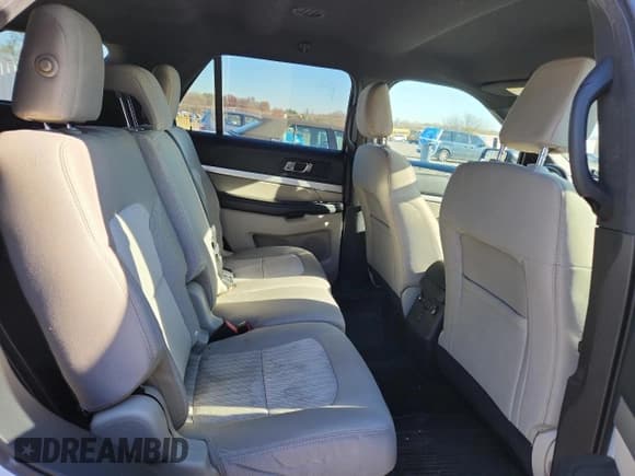 ✅ 2018 Ford Explorer • VIN: 1FM5K8B89JGA82851 • Lot: 92694675. Listed on Copart with 202,416 mi. Free auction sales archive from the USA and detailed vehicle history report at DreamBid. Image 11.