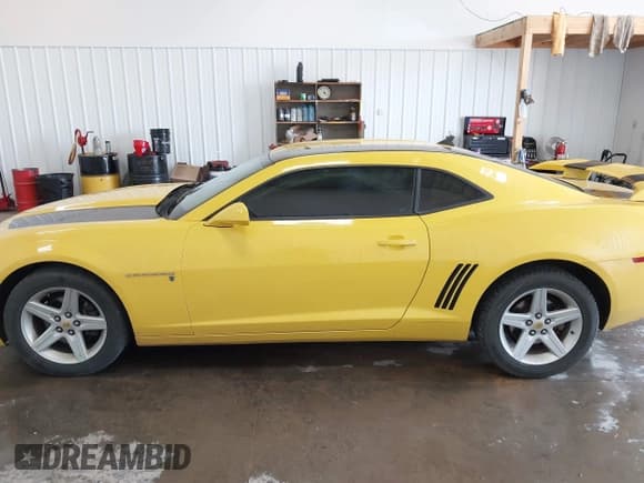 ✅ 2011 Chevrolet Camaro 1LT • VIN: 2G1FB1ED8B9112777 • Лот: 42841155. Опубликован ранее на IAAI с пробегом 150 858 миль. Бесплатный доступ к архиву аукционных продаж из США и подробный отчёт об истории автомобиля на DreamBid. Изображение 14.
