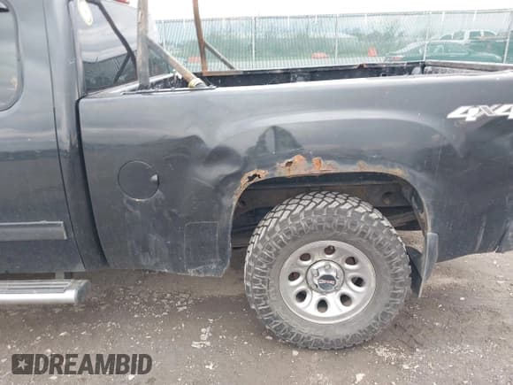 ✅ 2013 GMC Sierra 1500 SL • VIN: 1GTR2UEA8DZ408824 • Лот: 43660504. Опубликован ранее на IAAI с пробегом 219 644 миль. Бесплатный доступ к архиву аукционных продаж из США и подробный отчёт об истории автомобиля на DreamBid. Изображение 6.