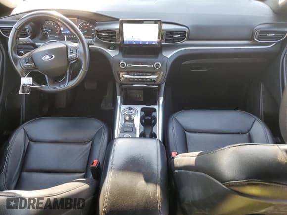 ✅ 2020 Ford Explorer XLT • VIN: 1FMSK8DH3LGB40567 • Lot: 90281275. Listed on Copart with 59,207 mi. Free auction sales archive from the USA and detailed vehicle history report at DreamBid. Image 8.