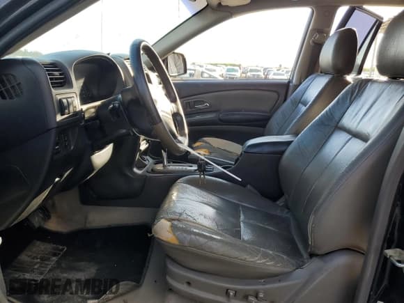 ✅ 2002 Isuzu Axiom • VIN: 4S2CE58XX24612512 • Lot: 77952574. Wystawiony na Copart z przebiegiem 201 436 mil. Bezpłatny archiwum sprzedaży aukcyjnych z USA i szczegółowy raport historii pojazdu na DreamBid. Zdjęcie 7.