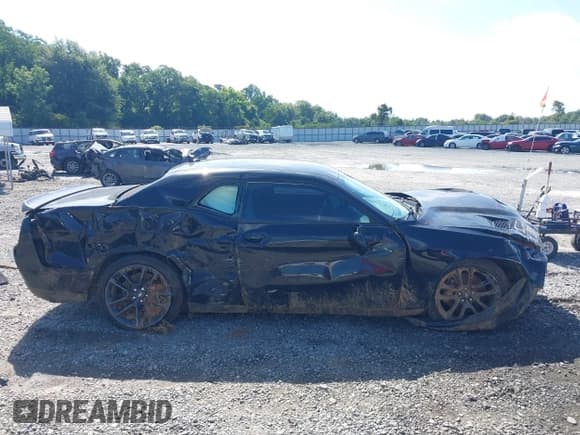 ✅ 2020 Dodge Challenger R/T Scat Pack • VIN: 2C3CDZFJ8LH156880 • Lot: 42771844. Listed on IAAI with 55,842 mi. Free auction sales archive from the USA and detailed vehicle history report at DreamBid. Image 13.