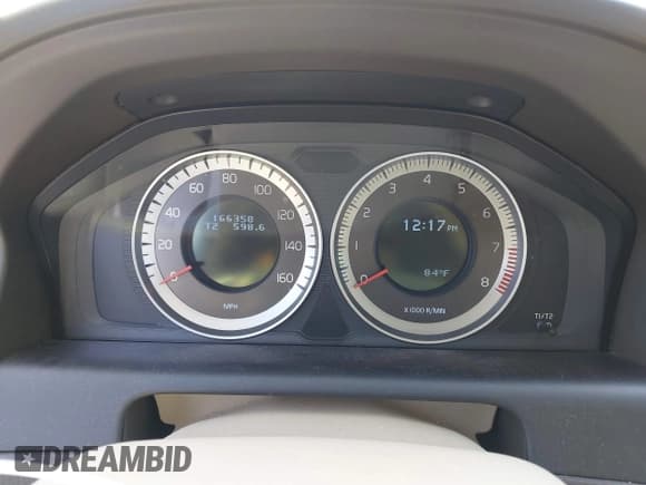 ✅ 2012 Volvo XC60 3.2L • VIN: YV4952DL2C2312495 • Lot: 42288225. Listed on IAAI with 166,358 mi. Free auction sales archive from the USA and detailed vehicle history report at DreamBid. Image 7.