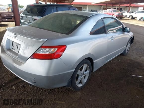 ✅ 2006 Honda Civic EX • VIN: 2HGFG12846H511425 • Lot: 43716062. Listed on IAAI with 168,636 mi. Free auction sales archive from the USA and detailed vehicle history report at DreamBid. Image 4.