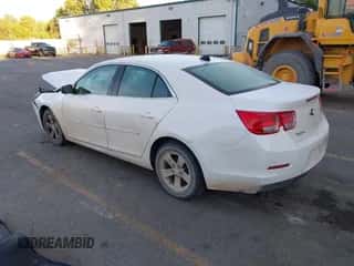 2013 Chevrolet Malibu LS z VIN 1G11B5SA1DF177816, wystawiony jako IAAI lot #43361449 z przebiegiem 103 770 mil mil oraz . Historia ofert i sprzedaży dostępna na DreamBid. Obrazek 3.