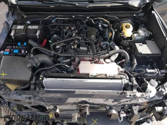 ✅ 2025 Toyota Tacoma TRD Off Road • VIN: 3TMLB5JN5SM106295 • Lot: 43538284. Wystawiony na IAAI z przebiegiem 7 749 mil. Bezpłatny archiwum sprzedaży aukcyjnych z USA i szczegółowy raport historii pojazdu na DreamBid. Zdjęcie 10.