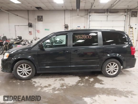 ✅ 2016 Dodge Grand Caravan SXT • VIN: 2C4RDGCG9GR225367 • Лот: 43688013. Опубликован ранее на IAAI с пробегом 61 256 миль. Бесплатный доступ к архиву аукционных продаж из США и подробный отчёт об истории автомобиля на DreamBid. Изображение 12.