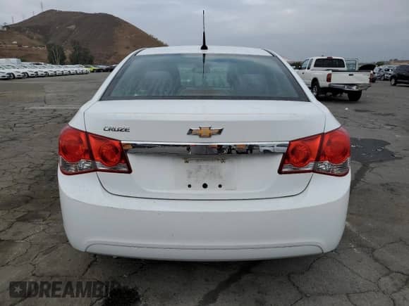 2013 Chevrolet Cruze LS с VIN 1G1PA5SG8D7287631, выставлен на аукционе Copart как лот 82353935 с пробегом 90 299 миль миль и Списание • Salvage title. История ставок и продаж доступна на DreamBid. Изображение 6.