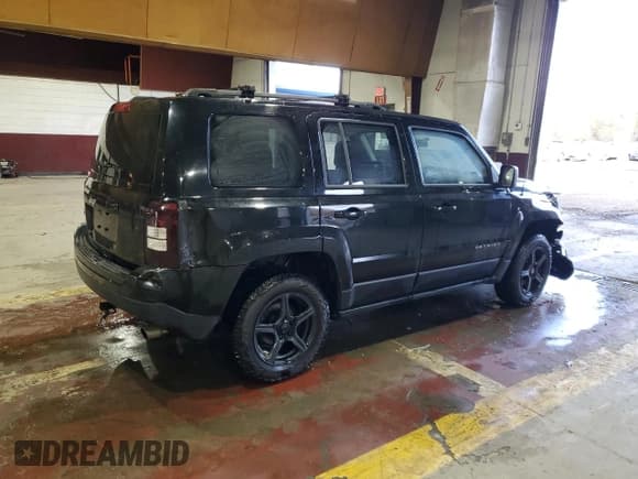 ✅ 2015 Jeep Patriot Altitude • VIN: 1C4NJRBBXFD291212 • Lot: 89610265. Listed on Copart with 99,311 mi. Free auction sales archive from the USA and detailed vehicle history report at DreamBid. Image 3.