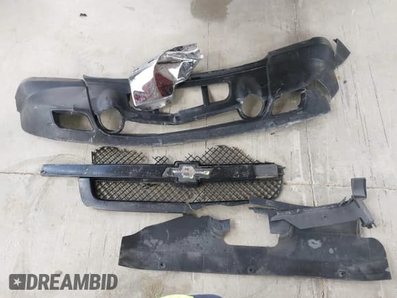 ✅ 2003 Chevrolet Silverado 1500 LS • VIN: 2GCEC19VX31183370 • Lot: 43361286. Listed on IAAI with 214,462 mi. Free auction sales archive from the USA and detailed vehicle history report at DreamBid. Image 12.