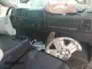 2011 Chevrolet Silverado 1500 LT z VIN 1GCRKSE33BZ124584, wystawiony jako Copart lot #82233745 z przebiegiem 95 385 mil mil oraz Czysty tytuł • Clean title. Historia ofert i sprzedaży dostępna na DreamBid. Obrazek 8.