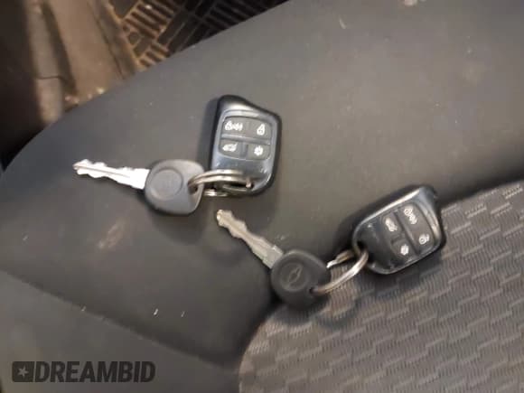 ✅ 2007 Chevrolet HHR LS • VIN: 3GNDA13D17S611670 • Lot: 42028068. Listed on IAAI with 168,275 mi. Free auction sales archive from the USA and detailed vehicle history report at DreamBid. Image 11.