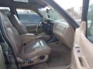 ✅ 1999 Mercury Mountaineer • VIN: 4M2DU55PXXUJ19132 • Lot: 41712621. Listed on IAAI with 350,228 mi. Free auction sales archive from the USA and detailed vehicle history report at DreamBid. Image 5.