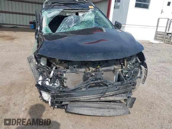 ✅ 2019 Nissan Rogue S • VIN: JN8AT2MV6KW402400 • Lot: 42523985. Listed on IAAI with Not provided. Free auction sales archive from the USA and detailed vehicle history report at DreamBid. Image 6.