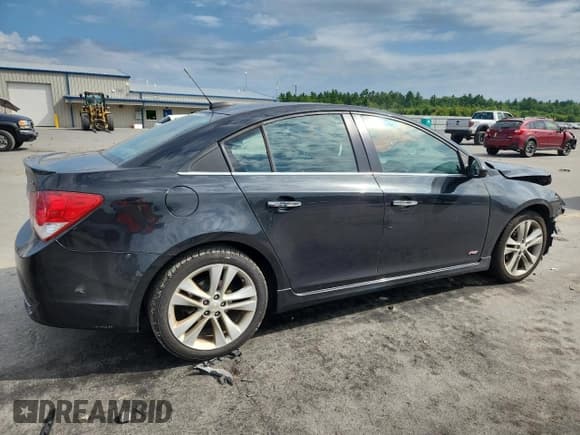 ✅ 2015 Chevrolet Cruze LTZ • VIN: 1G1PG5SB4F7151082 • Lot: 68713325. Listed on Copart with 111,332 mi. Free auction sales archive from the USA and detailed vehicle history report at DreamBid. Image 3.