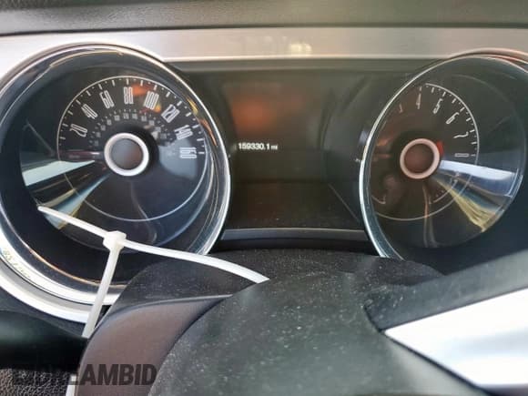 ✅ 2014 Ford Mustang GT Premium • VIN: 1ZVBP8CF0E5204095 • Lot: 82158435. Listed on Copart with 159,330 mi. Free auction sales archive from the USA and detailed vehicle history report at DreamBid. Image 9.